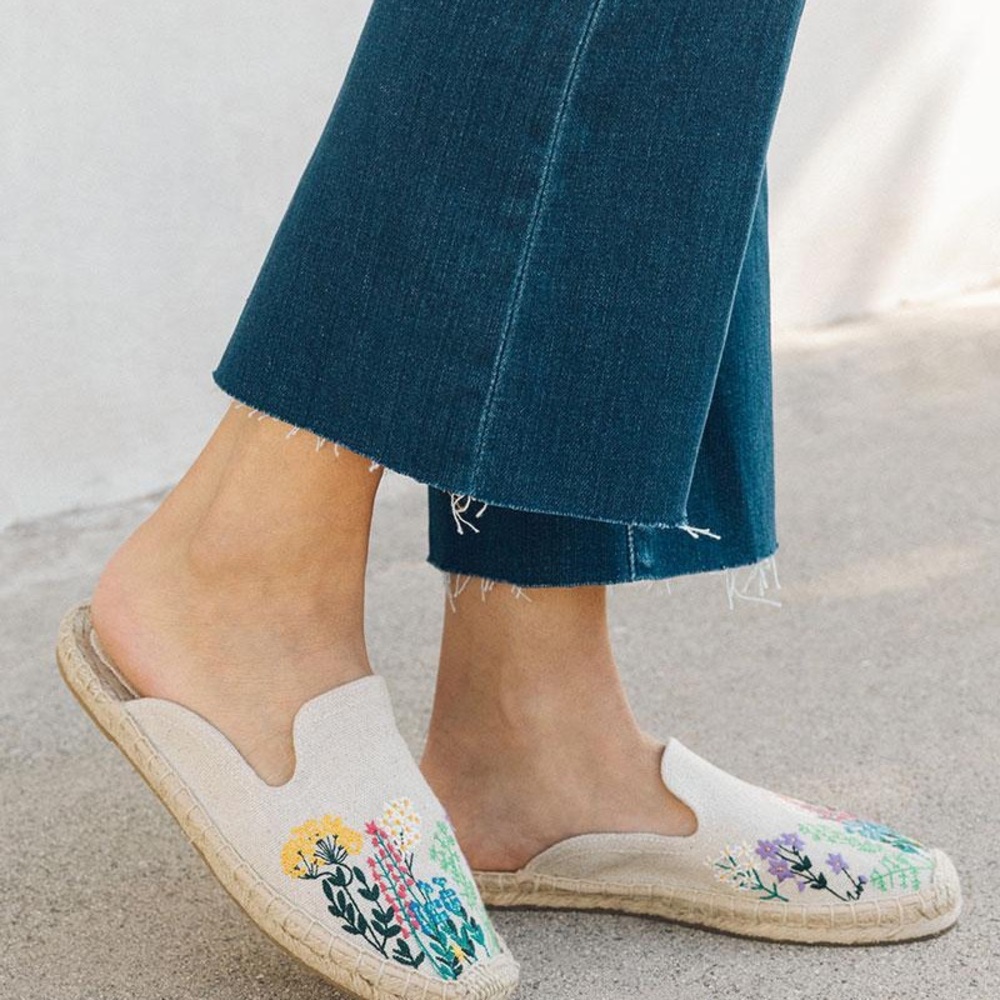 Soludos Wildflower Mule
